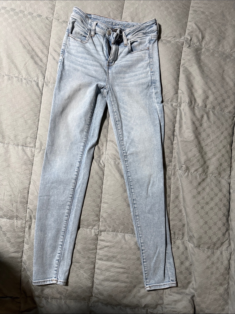 American Eagle Women’s High Rise Jegging